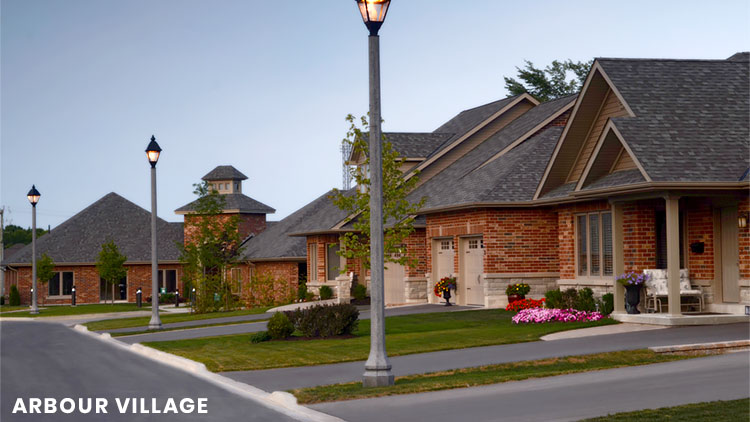 Arbour Village, Lindsay